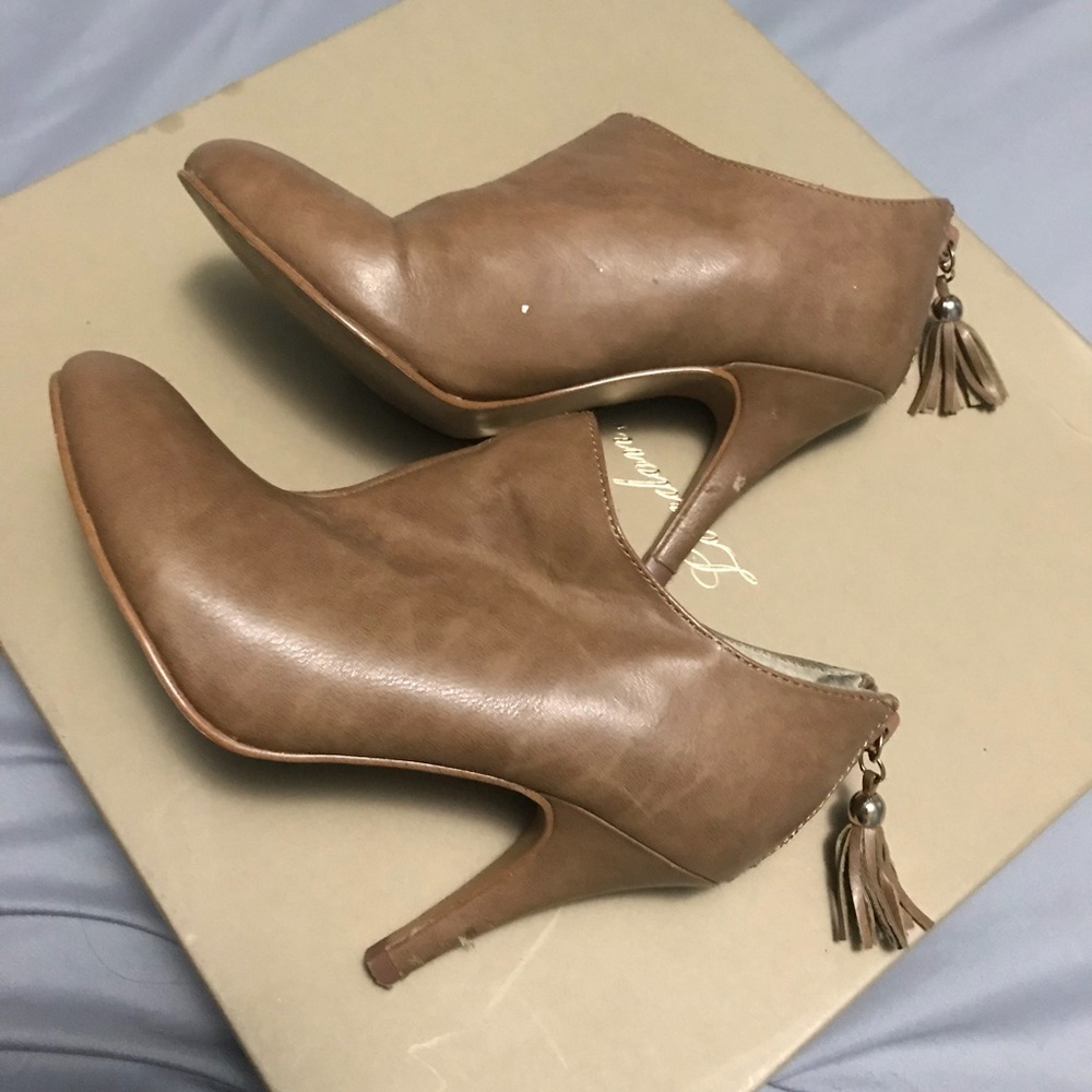 Marco Santi Tan Booties Heels Size US 6
